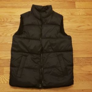 Boys Old Navy puffer vest, L 10-12